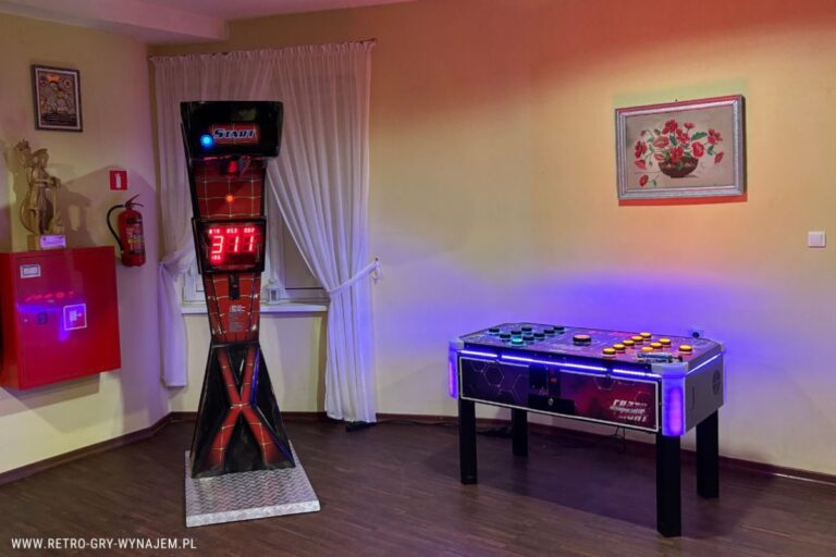 Siłomierz boksera na wynajem atrakcja eventowa do mierzenia siły uderzenia.